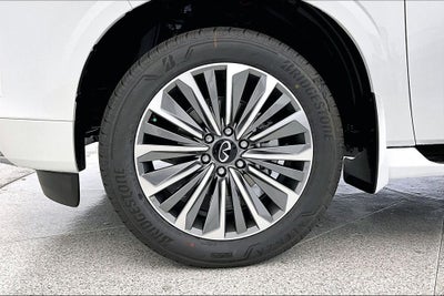 2027 INFINITI QX80 LUXE