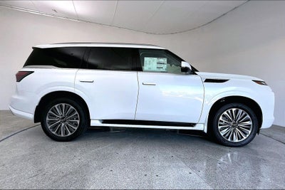 2027 INFINITI QX80 LUXE