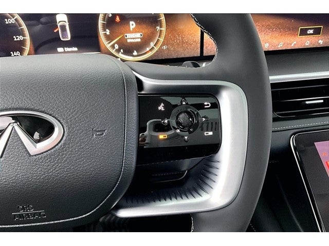 2027 INFINITI QX80 LUXE