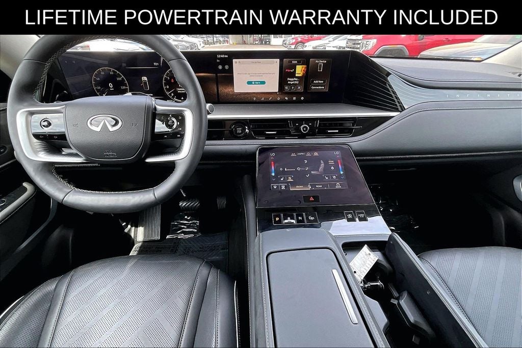2025 INFINITI QX80 LUXE