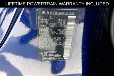 2025 INFINITI QX80 LUXE