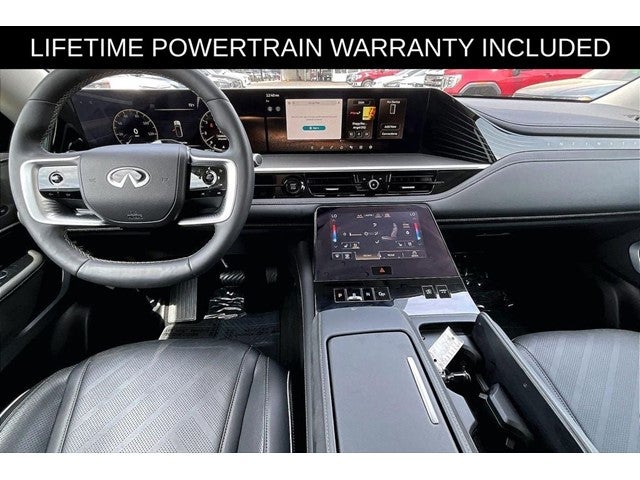 2025 INFINITI QX80 LUXE