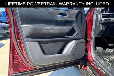 2025 INFINITI QX80 LUXE