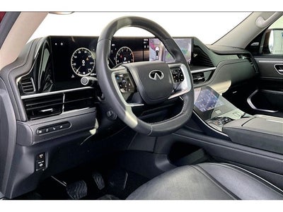2025 INFINITI QX80 LUXE