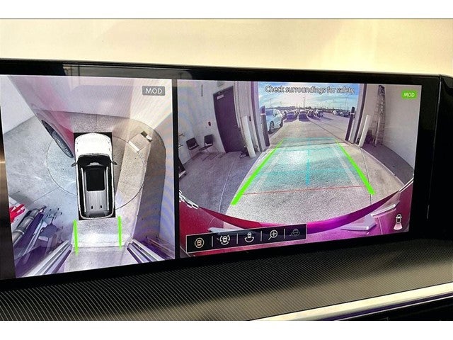 2025 INFINITI QX80 LUXE