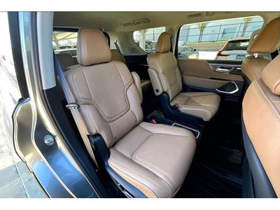 2026 INFINITI QX80 LUXE