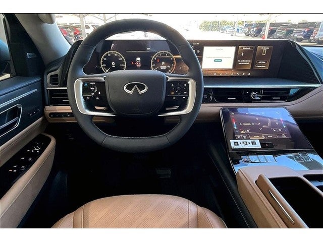 2026 INFINITI QX80 LUXE