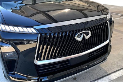 2026 INFINITI QX80 LUXE