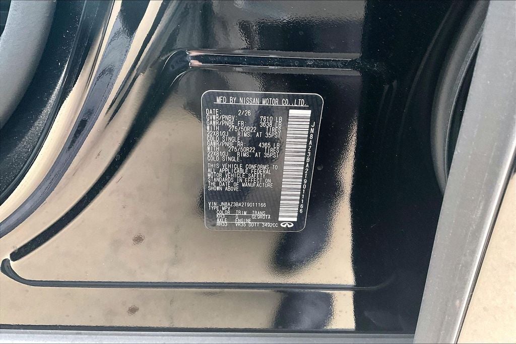 2026 INFINITI QX80 LUXE