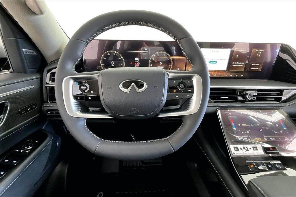 2026 INFINITI QX80 LUXE