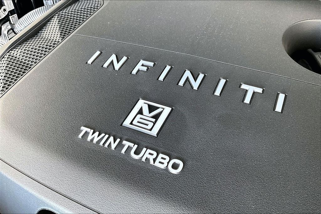 2026 INFINITI QX80 LUXE