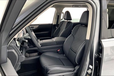 2026 INFINITI QX80 LUXE