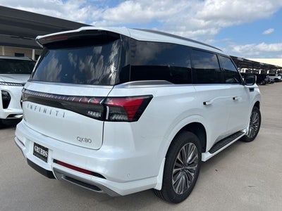 2026 INFINITI QX80 LUXE