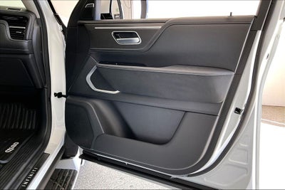 2026 INFINITI QX80 LUXE