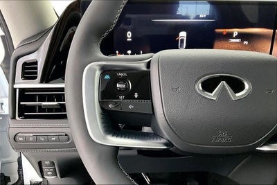 2026 INFINITI QX80 LUXE