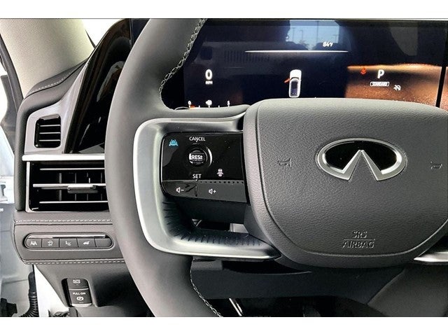 2026 INFINITI QX80 LUXE