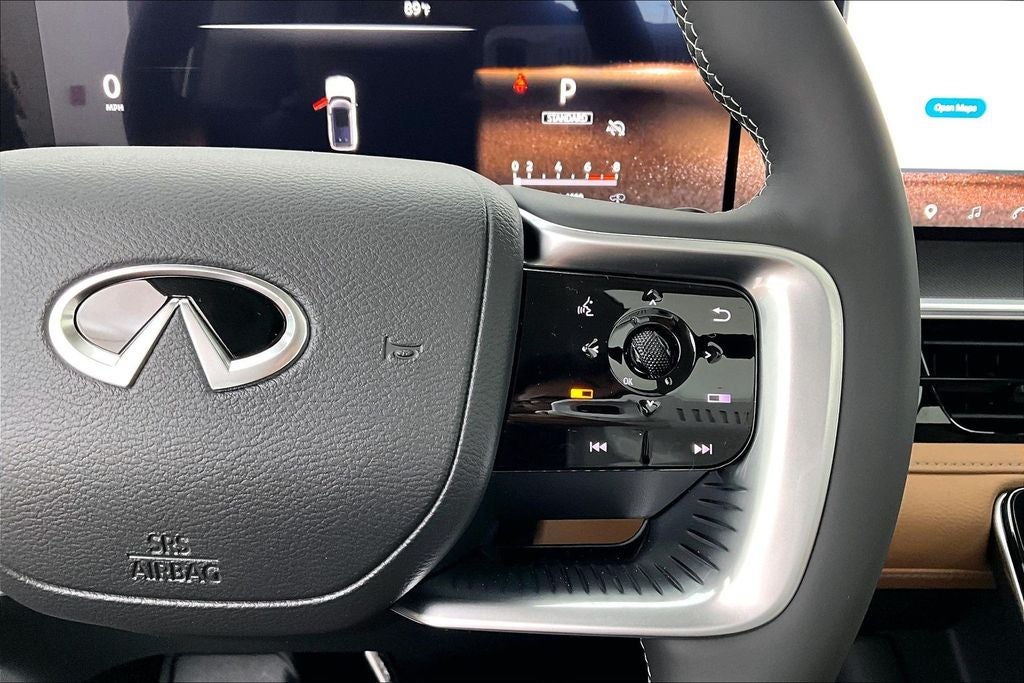 2026 INFINITI QX80 LUXE