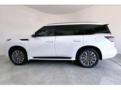 2026 INFINITI QX80 LUXE