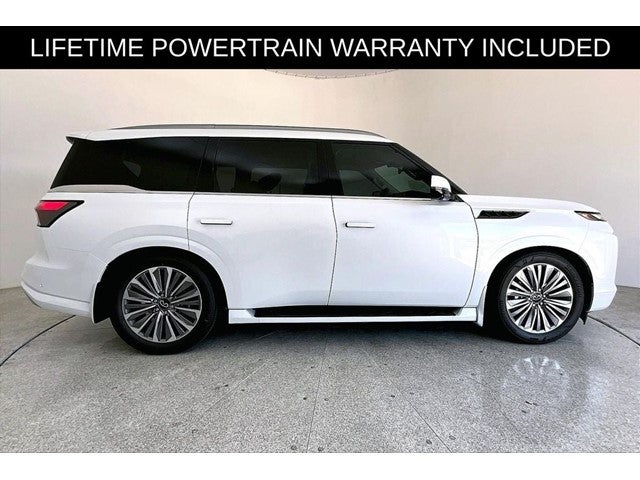 2027 INFINITI QX80 LUXE