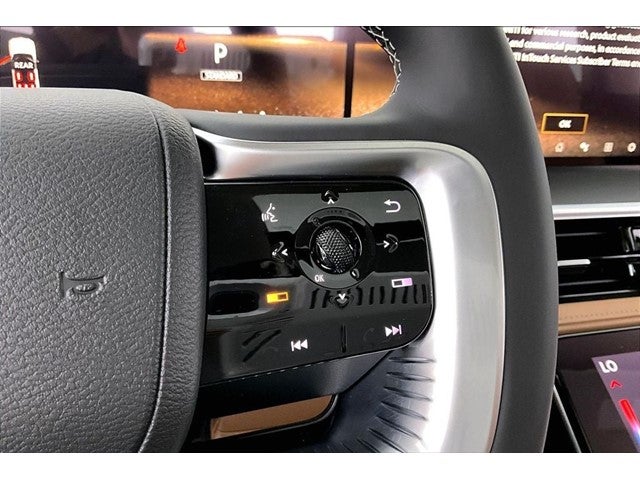 2027 INFINITI QX80 LUXE
