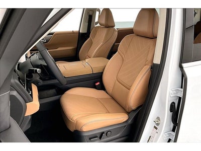 2027 INFINITI QX80 LUXE