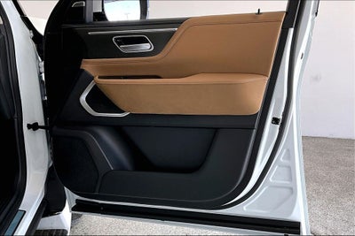 2027 INFINITI QX80 LUXE