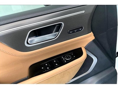 2027 INFINITI QX80 LUXE