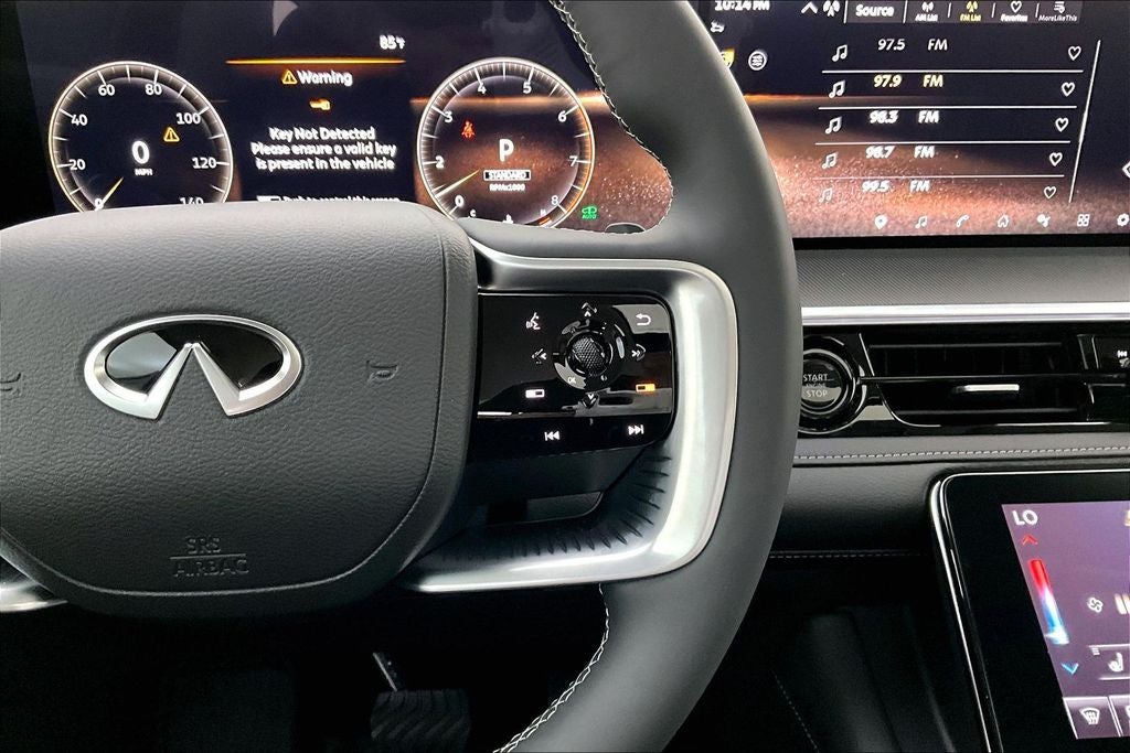 2026 INFINITI QX80 LUXE