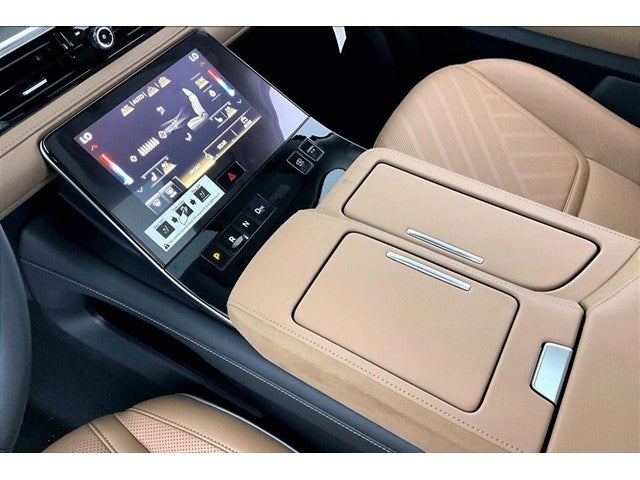 2027 INFINITI QX80 LUXE