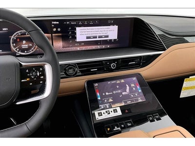 2027 INFINITI QX80 LUXE