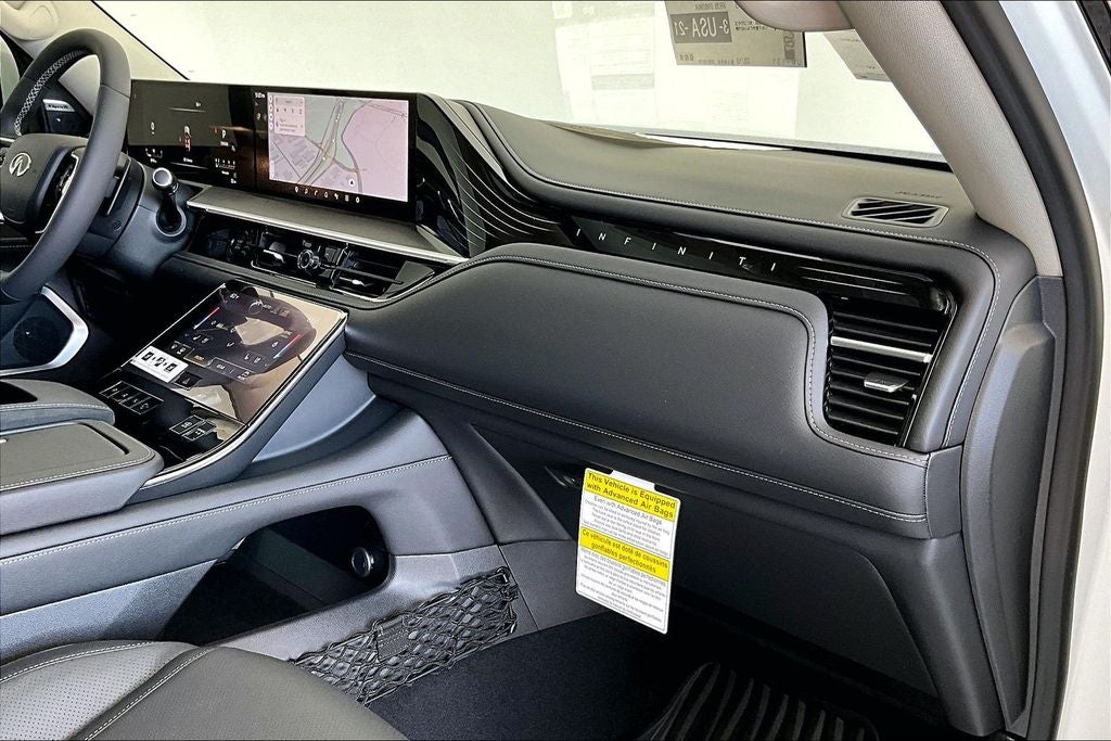 2026 INFINITI QX80 LUXE