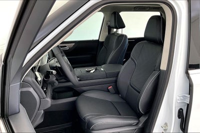2026 INFINITI QX80 LUXE