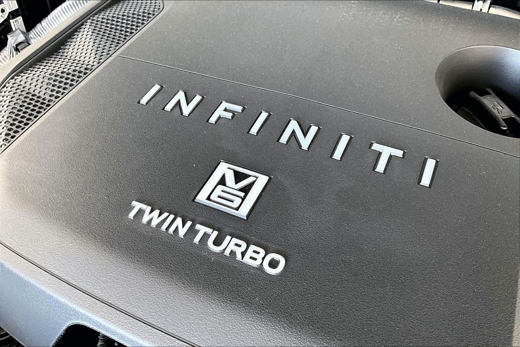 2026 INFINITI QX80 LUXE
