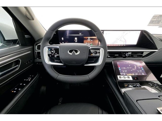 2026 INFINITI QX80 LUXE