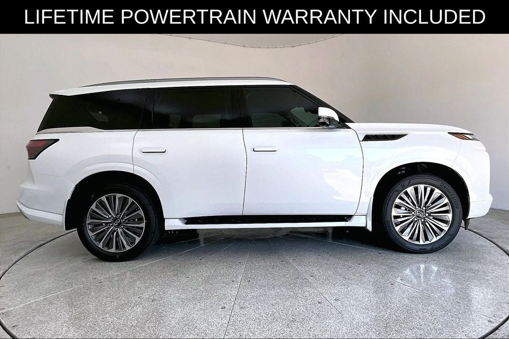 2026 INFINITI QX80 LUXE