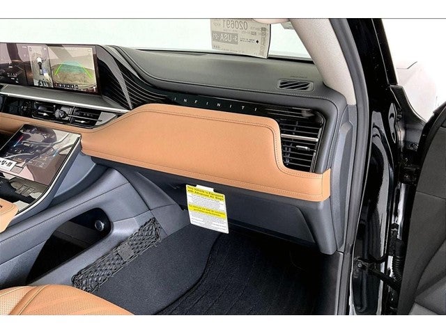 2027 INFINITI QX80 LUXE