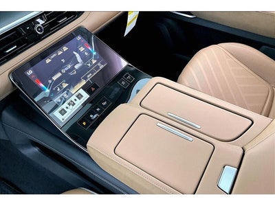 2027 INFINITI QX80 LUXE