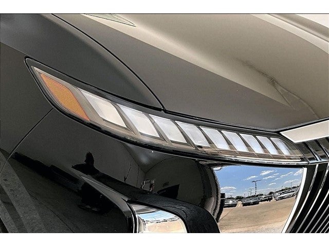 2027 INFINITI QX80 LUXE