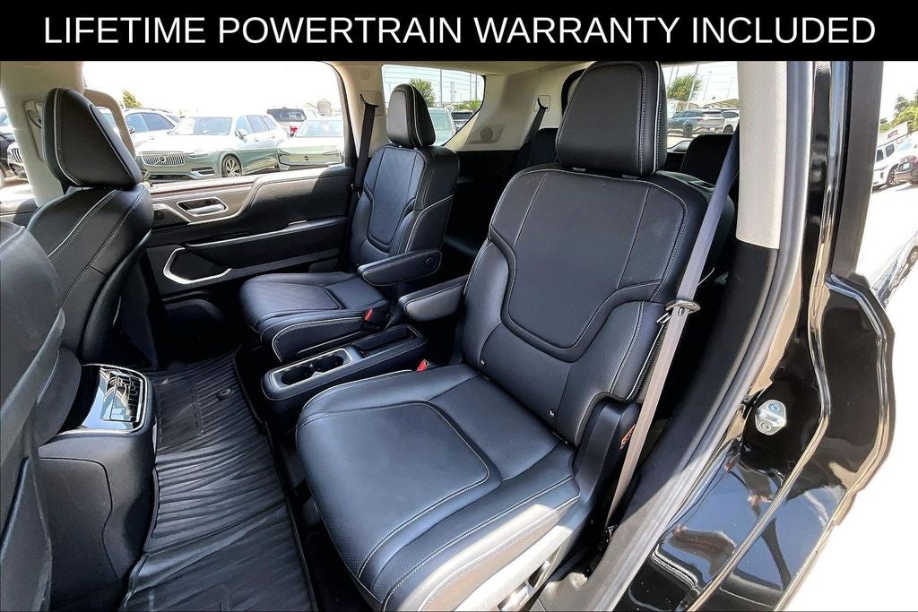 2025 INFINITI QX80 LUXE