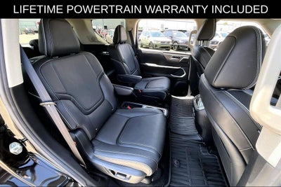 2025 INFINITI QX80 LUXE