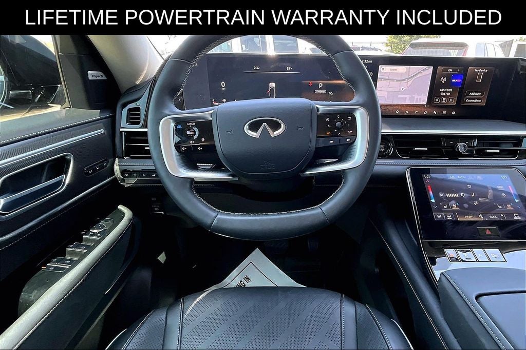 2025 INFINITI QX80 LUXE