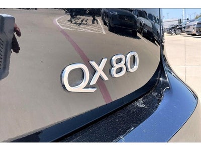 2025 INFINITI QX80 LUXE