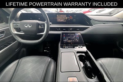 2025 INFINITI QX80 LUXE