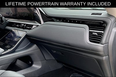 2025 INFINITI QX80 LUXE