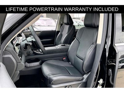 2025 INFINITI QX80 LUXE