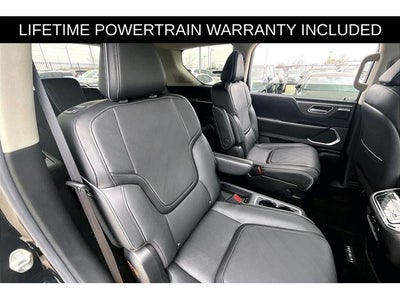 2025 INFINITI QX80 LUXE