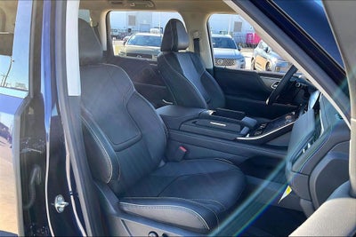 2025 INFINITI QX80 LUXE