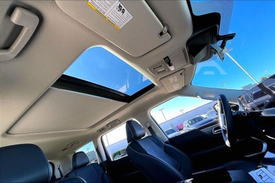 2025 INFINITI QX80 LUXE