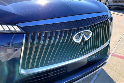 2025 INFINITI QX80 LUXE