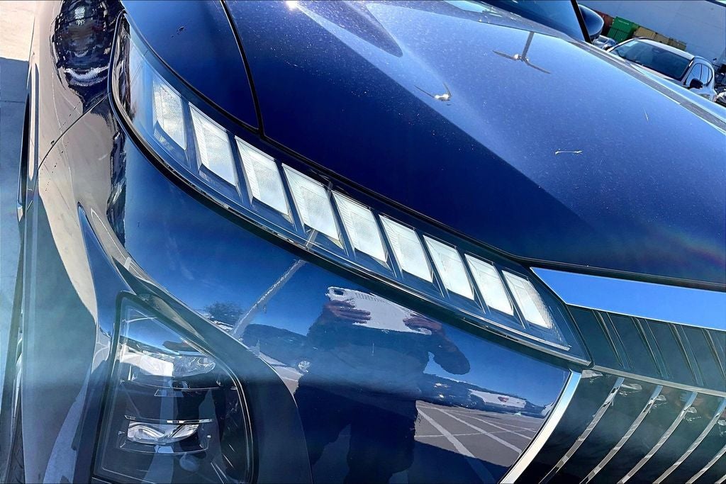 2025 INFINITI QX80 LUXE